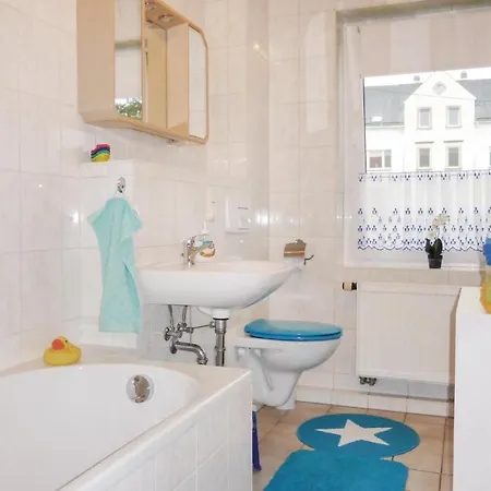 Apartment 2 Bedroom In *